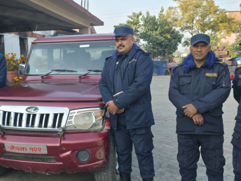 संकटको घडीमा सहकार्यको उदाहरण : कनकाई नगरले प्रहरीलाई पुनः गाडी दियो