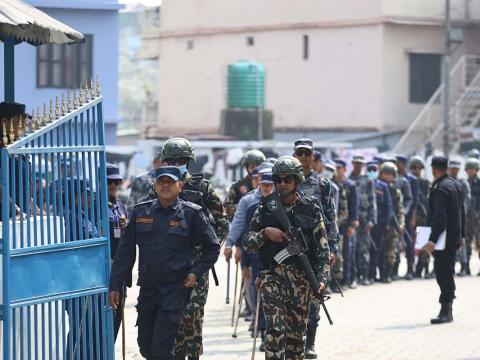 कडा सुरक्षा घेराबीच  देशभर प्रतिनिधि सभा निर्वाचन हुदैं
