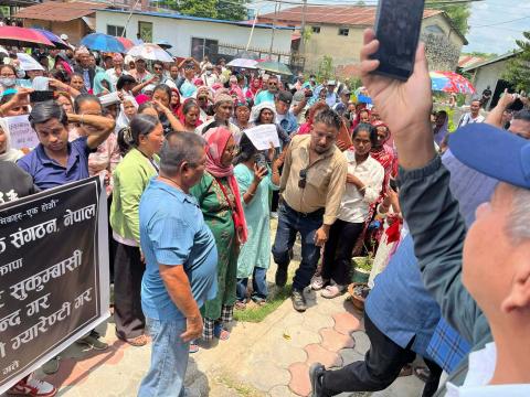 प्रधानमन्त्री बालेनको निर्बाचन क्षेत्रमा सुकुमबासीको प्रदर्शन