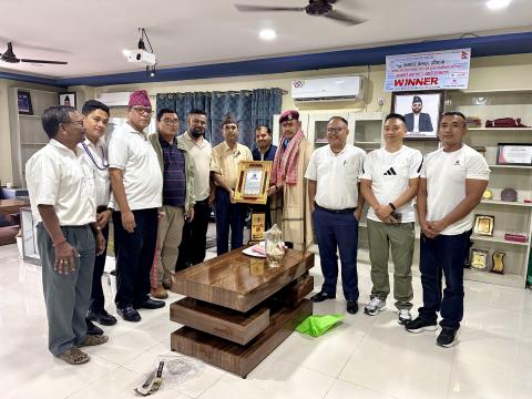 बिर्तामोड नगरपालिकाद्वारा डिएसपी श्रेष्ठको विदाई