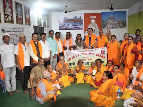 कुशे औंशीमा आश्रमका आमाबुवाको मुहारमा छायो खुसी